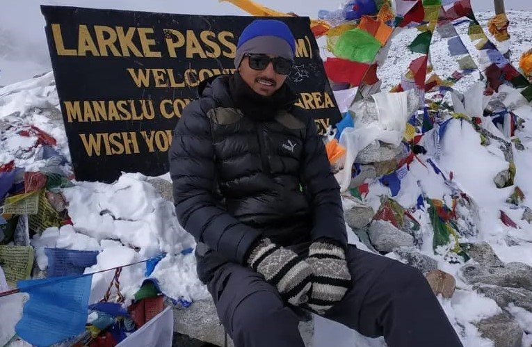 Himalayanwalkers/team-trekking guide-Dipak