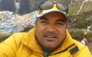 Himalayanwalkers/Team-trekking and tour guide-dharma
