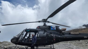 Himalayanwalkers-Everest Heli Tour with Landing