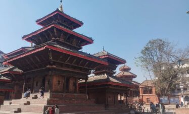 himalayan-walkers-Kathamandu durbar sqaure for seven wonders