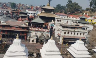 himalayan-walkers-Pashupati for seven wonders