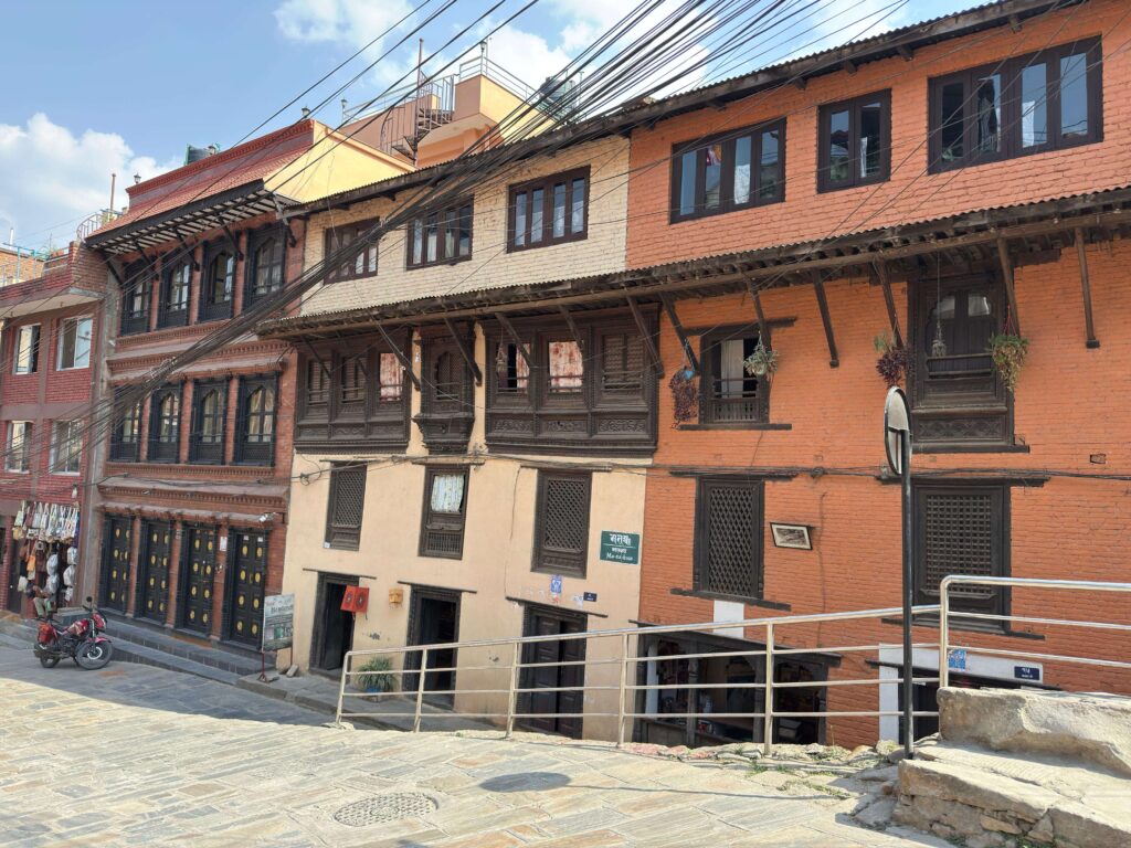 HImalayanwalker/Kirtipur/Newaritown/